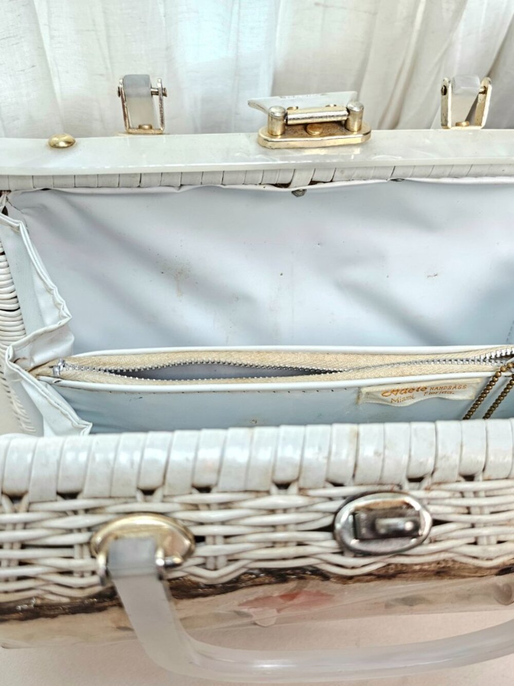 Vintage Atlas of Hollywood Wicker Seashell Bag White Lucite Handle 1950s 60s - Picture 16 of 16